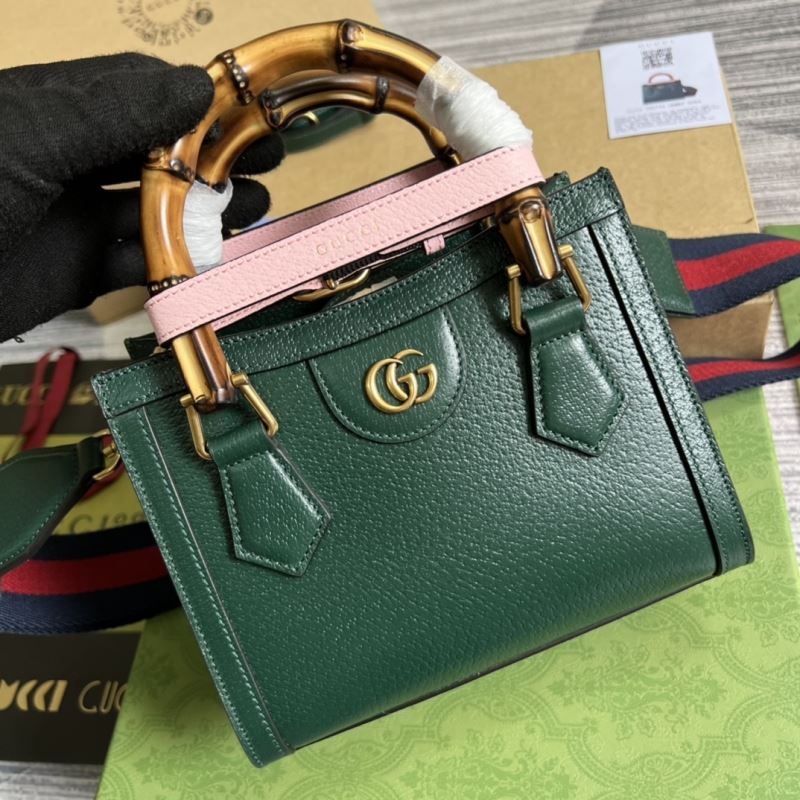 Gvc*1 tote bags
